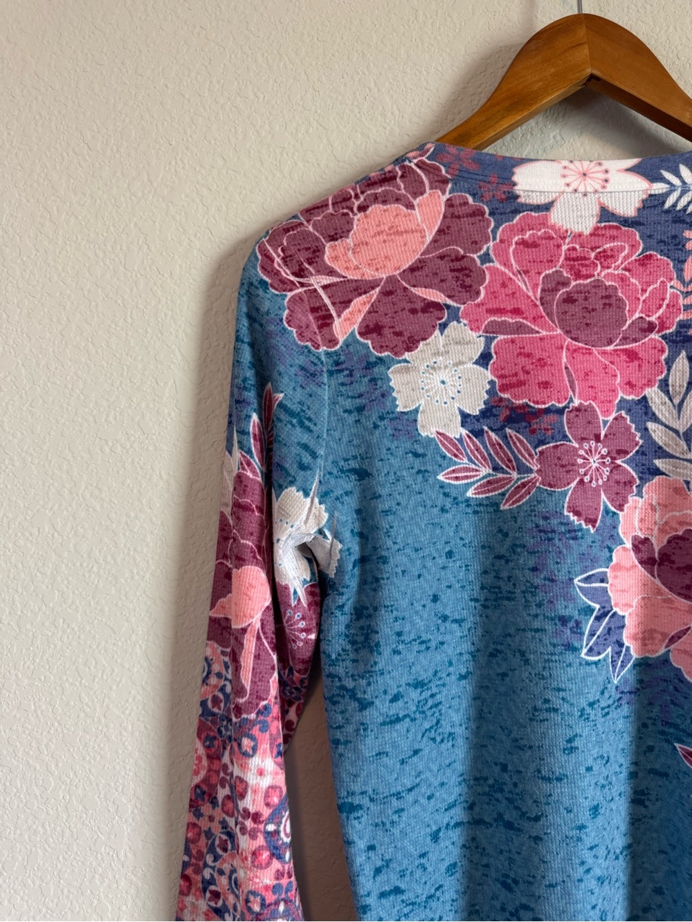 Sundance Whimsy Rose Floral Horse Print Burnout Thermal Waffle Long Sleeve Top M - Picture 8 of 8
